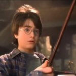 Erstes Bild zeigt Dominic McLaughlin als Harry Potter in der kommenden Serie und sorgt für heftige Fan-Reaktionen