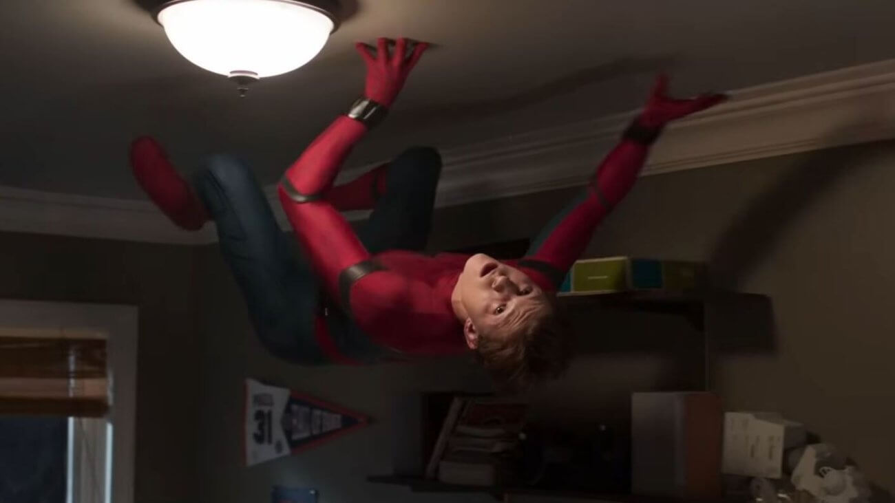 Erste Set-Bilder zeigen Spider-Man auf Straßenniveau und ordnet den Film zeitlich ein