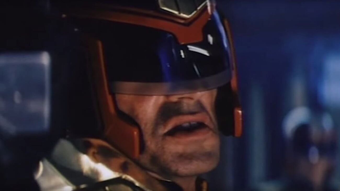 Stallones Dredd war nicht immer mit seinem ikonischen Helm zu sehen