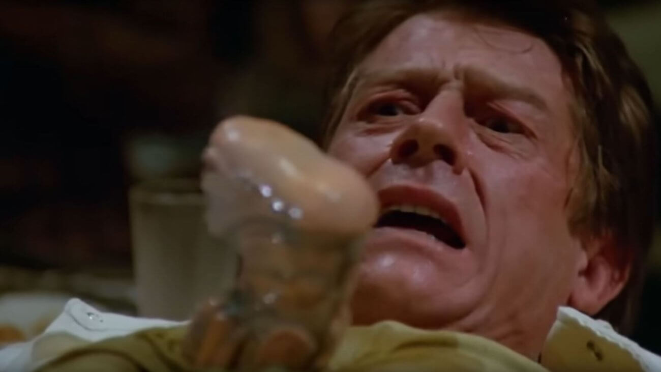 John Hurt begegnet seinem schlimmsten Alptraum wieder-Amazon MGM Studios
