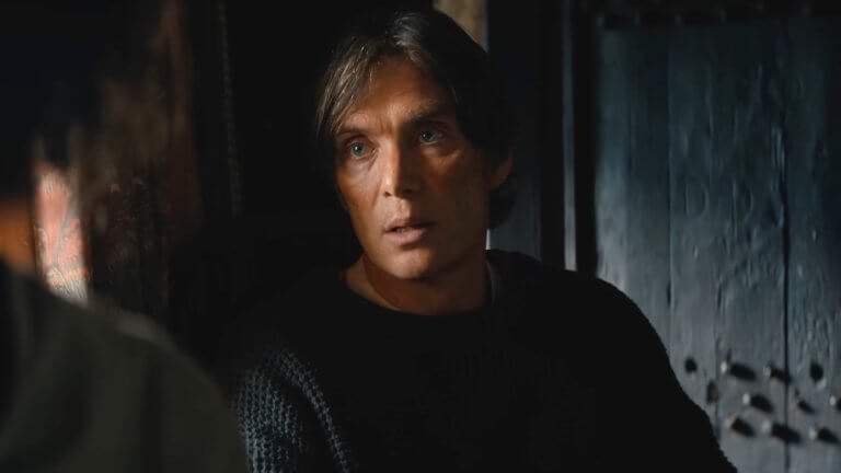28 YEARS LATER: THE BONE TEMPLE: Cillian Murphy trägt einen dunklen Pullover und wirkt besorgt.