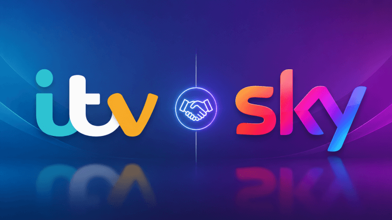 Dieses Bild zeigt die Logos von itv und Sky. Dazwischen sieht man ein Handschlag-Icon.